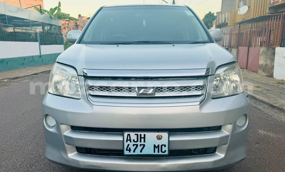 Nunua Ilio tumika Toyota Noah Fedha Gari ndani ya Maputo nchini Maputo Nunua Ilio tumika Toyota Noah Fedha Gari ndani ya Maputo nchini Maputo