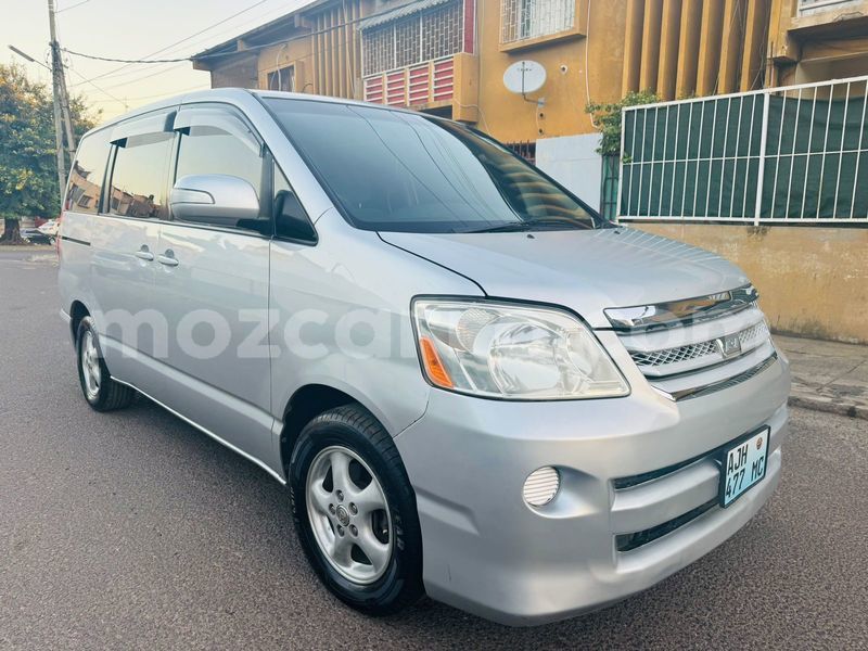 Big with watermark toyota noah maputo maputo 22656