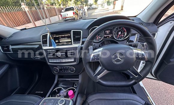 Nunua Mpya Mercedes‒Benz ML-Class Nyeupe Gari ndani ya Maputo nchini Maputo Nunua Mpya Mercedes‒Benz ML-Class Nyeupe Gari ndani ya Maputo nchini Maputo