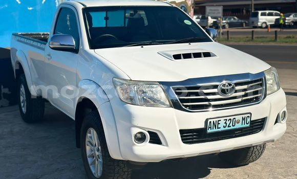 Buy Used Toyota Hilux White Car in Maputo in Maputo Buy Used Toyota Hilux White Car in Maputo in Maputo