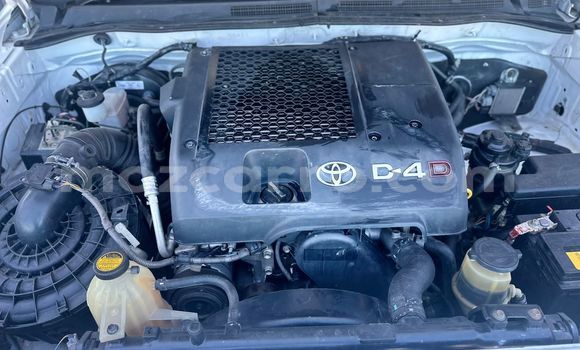 Buy Used Toyota Hilux White Car in Maputo in Maputo Buy Used Toyota Hilux White Car in Maputo in Maputo