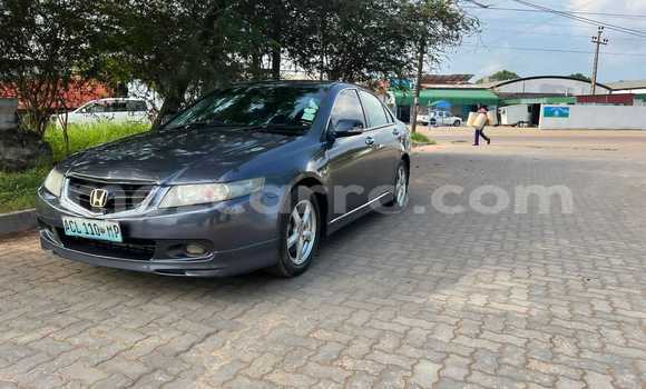 Nunua Ilio tumika Honda Accord Kijani Gari ndani ya Maputo nchini Maputo Nunua Ilio tumika Honda Accord Kijani Gari ndani ya Maputo nchini Maputo