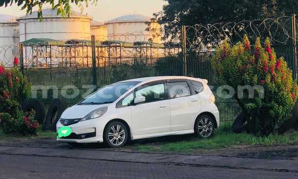 Comprar Usado Honda Fit Branco Carro em Maputo em Maputo Comprar Usado Honda Fit Branco Carro em Maputo em Maputo
