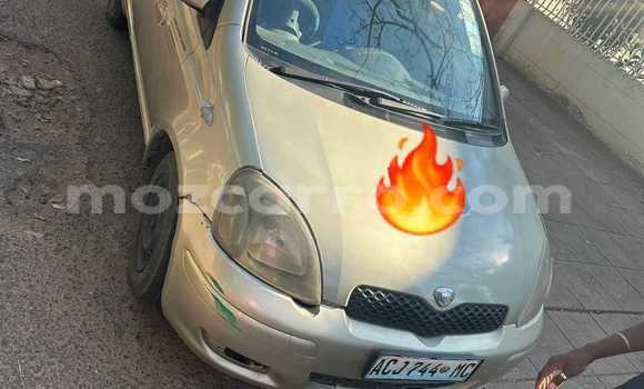 Tenga Tsaru Toyota Vitz Zvimwe Mota in Maputo in Maputo