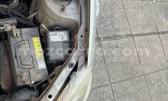 Nunua Ilio tumika Toyota Vitz Nyingine Gari ndani ya Maputo nchini Maputo Nunua Ilio tumika Toyota Vitz Nyingine Gari ndani ya Maputo nchini Maputo