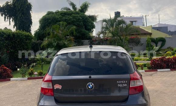 Nunua Ilio tumika BMW 1er Nyeusi Gari ndani ya Maputo nchini Maputo Nunua Ilio tumika BMW 1er Nyeusi Gari ndani ya Maputo nchini Maputo