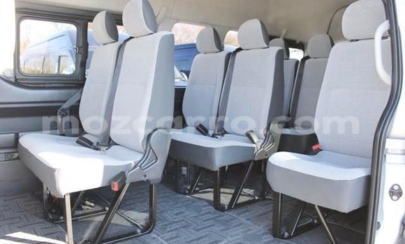 Tenga Imported Toyota Hiace Zvimwe Mota in Import - Dubai in Cabo Delgado Tenga Imported Toyota Hiace Zvimwe Mota in Import - Dubai in Cabo Delgado