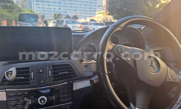 Tenga Tsaru Mercedes-Benz E-Classe Bhurawuni Mota in Maputo in Maputo Tenga Tsaru Mercedes-Benz E-Classe Bhurawuni Mota in Maputo in Maputo