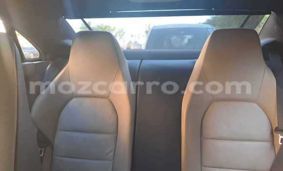 Tenga Tsaru Mercedes-Benz E-Classe Bhurawuni Mota in Maputo in Maputo Tenga Tsaru Mercedes-Benz E-Classe Bhurawuni Mota in Maputo in Maputo