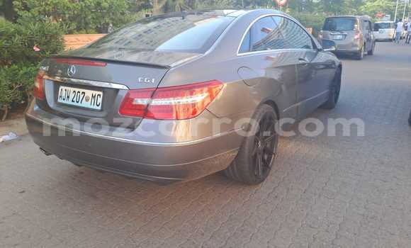 Tenga Tsaru Mercedes-Benz E-Classe Bhurawuni Mota in Maputo in Maputo Tenga Tsaru Mercedes-Benz E-Classe Bhurawuni Mota in Maputo in Maputo