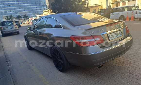 Tenga Tsaru Mercedes-Benz E-Classe Bhurawuni Mota in Maputo in Maputo Tenga Tsaru Mercedes-Benz E-Classe Bhurawuni Mota in Maputo in Maputo