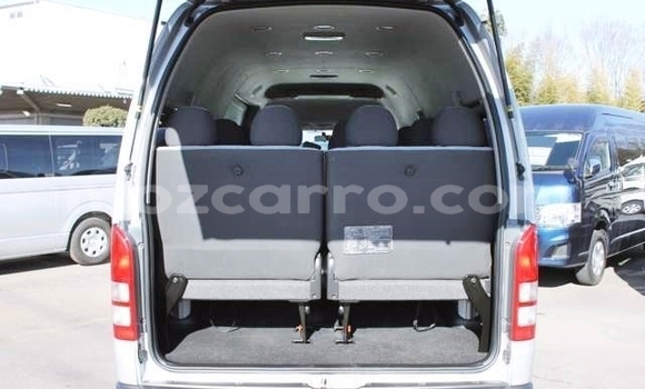 Tenga Imported Toyota Hiace Zvimwe Mota in Import - Dubai in Cabo Delgado Tenga Imported Toyota Hiace Zvimwe Mota in Import - Dubai in Cabo Delgado