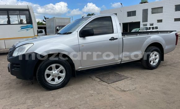 Tenga Tsaru Isuzu KB Sirivha Mota in Maputo in Maputo Tenga Tsaru Isuzu KB Sirivha Mota in Maputo in Maputo