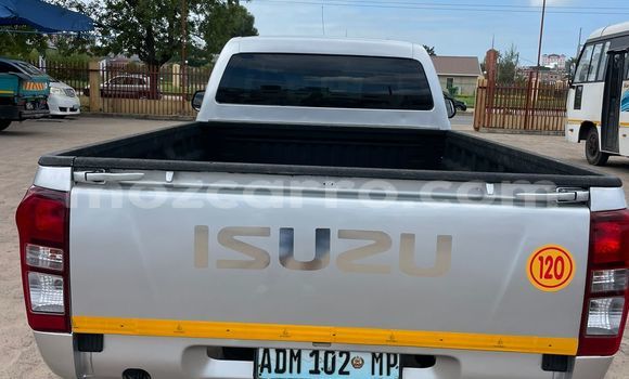 Tenga Tsaru Isuzu KB Sirivha Mota in Maputo in Maputo Tenga Tsaru Isuzu KB Sirivha Mota in Maputo in Maputo