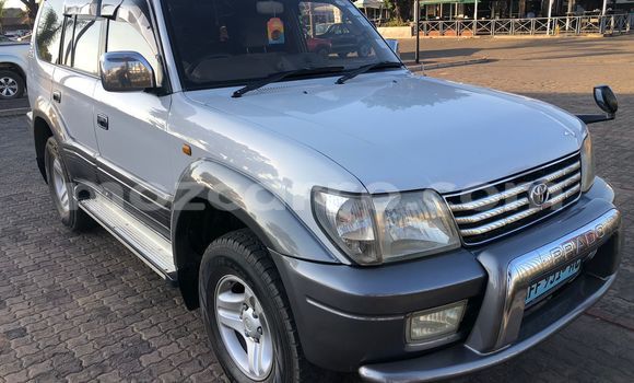 Comprar Usado Toyota Prado Branco Carro em Maputo em Maputo Comprar Usado Toyota Prado Branco Carro em Maputo em Maputo