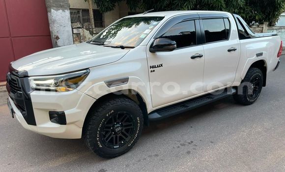 Comprar Novo Toyota Hiluxe Revo Branco Carro em Maputo em Maputo Comprar Novo Toyota Hiluxe Revo Branco Carro em Maputo em Maputo