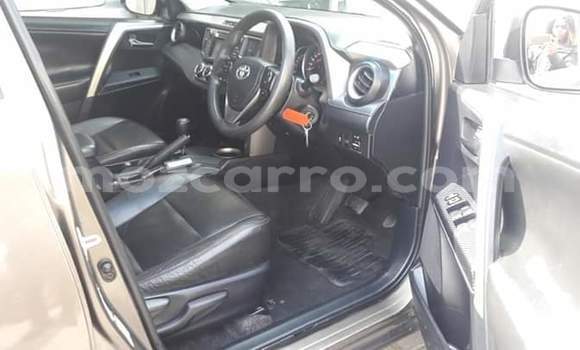 Tenga Tsaru Toyota RAV4 Bhurawuni Mota in Maputo in Maputo Tenga Tsaru Toyota RAV4 Bhurawuni Mota in Maputo in Maputo