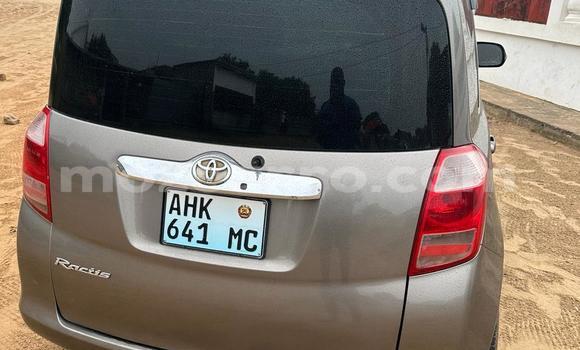 Tenga Tsaru Toyota Ractis Zvimwe Mota in Maputo in Maputo Tenga Tsaru Toyota Ractis Zvimwe Mota in Maputo in Maputo