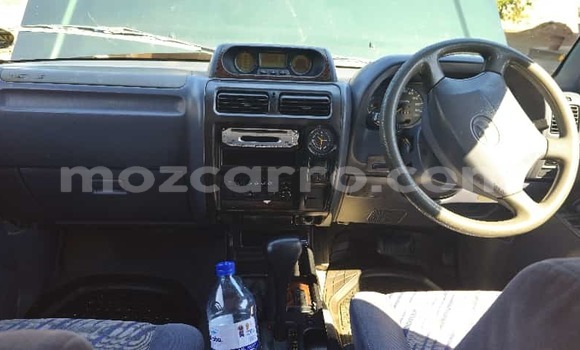 Nunua Ilio tumika Toyota Land Cruiser Prado Kijani Gari ndani ya Maputo nchini Maputo Nunua Ilio tumika Toyota Land Cruiser Prado Kijani Gari ndani ya Maputo nchini Maputo