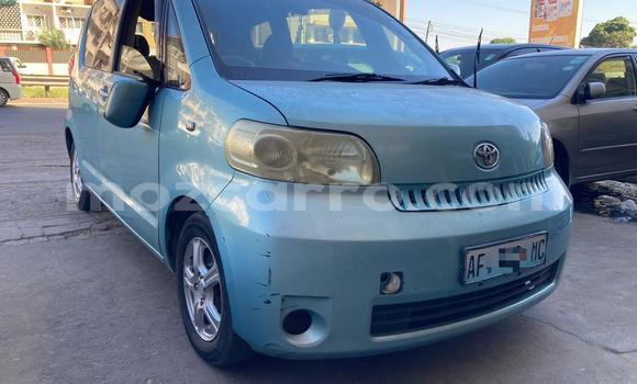 Nunua Ilio tumika Toyota Porte Bluu Gari ndani ya Maputo nchini Maputo Nunua Ilio tumika Toyota Porte Bluu Gari ndani ya Maputo nchini Maputo