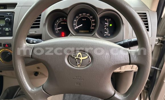 Nunua Ilio tumika Toyota Hilux Brown Gari ndani ya Maputo nchini Maputo Nunua Ilio tumika Toyota Hilux Brown Gari ndani ya Maputo nchini Maputo