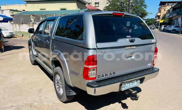 Comprar Usado Toyota Hilux Prata Carro em Maputo em Maputo Comprar Usado Toyota Hilux Prata Carro em Maputo em Maputo