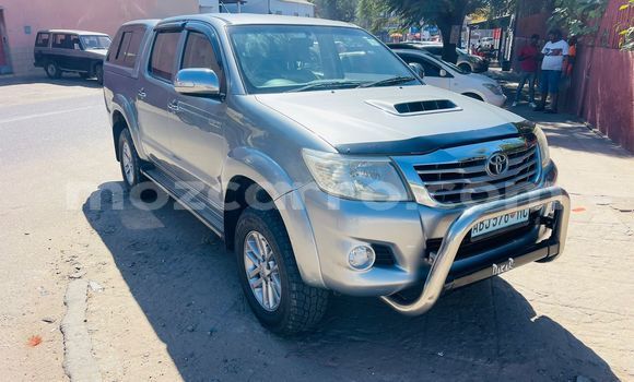 Comprar Usado Toyota Hilux Prata Carro em Maputo em Maputo Comprar Usado Toyota Hilux Prata Carro em Maputo em Maputo