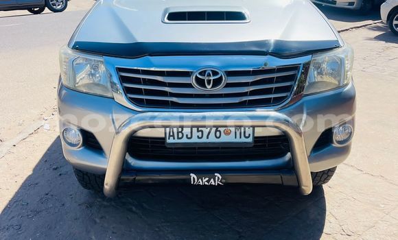 Comprar Usado Toyota Hilux Prata Carro em Maputo em Maputo Comprar Usado Toyota Hilux Prata Carro em Maputo em Maputo