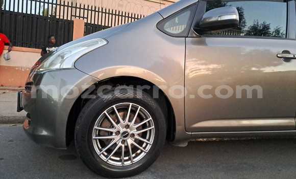 Comprar Usado Toyota Ractis Castanho Carro em Maputo em Maputo Comprar Usado Toyota Ractis Castanho Carro em Maputo em Maputo