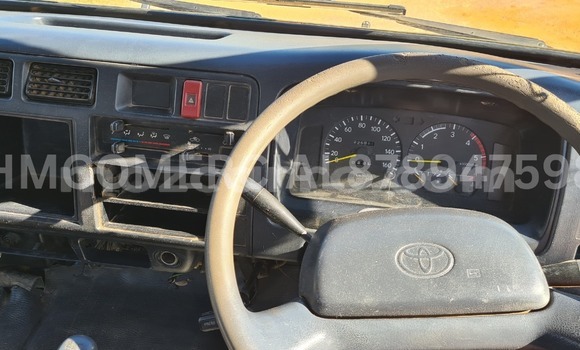 Comprar Usado Toyota Dyna Branco Caminhão em Maputo em Maputo Comprar Usado Toyota Dyna Branco Caminhão em Maputo em Maputo