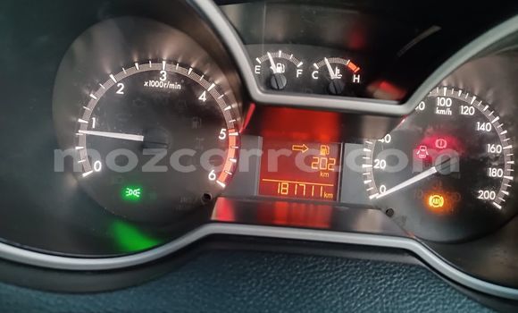 Nunua Ilio tumika Mazda BT-50 Brown Gari ndani ya Maputo nchini Maputo Nunua Ilio tumika Mazda BT-50 Brown Gari ndani ya Maputo nchini Maputo