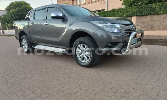 Nunua Ilio tumika Mazda BT-50 Brown Gari ndani ya Maputo nchini Maputo Nunua Ilio tumika Mazda BT-50 Brown Gari ndani ya Maputo nchini Maputo
