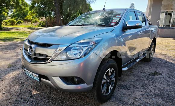 Comprar Novo Mazda BT-50 Prata Carro em Maputo em Maputo Comprar Novo Mazda BT-50 Prata Carro em Maputo em Maputo