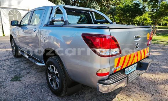Comprar Novo Mazda BT-50 Prata Carro em Maputo em Maputo Comprar Novo Mazda BT-50 Prata Carro em Maputo em Maputo