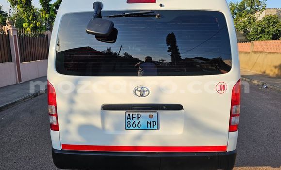 Buy Used Toyota Hiace White Car in Maputo in Maputo Buy Used Toyota Hiace White Car in Maputo in Maputo