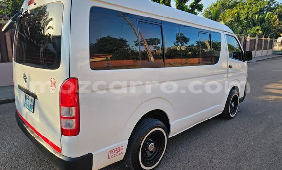 Buy Used Toyota Hiace White Car in Maputo in Maputo Buy Used Toyota Hiace White Car in Maputo in Maputo