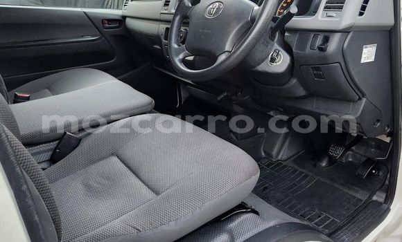 Comprar Usado Toyota Hiace Branco Carro em Maputo em Maputo Comprar Usado Toyota Hiace Branco Carro em Maputo em Maputo