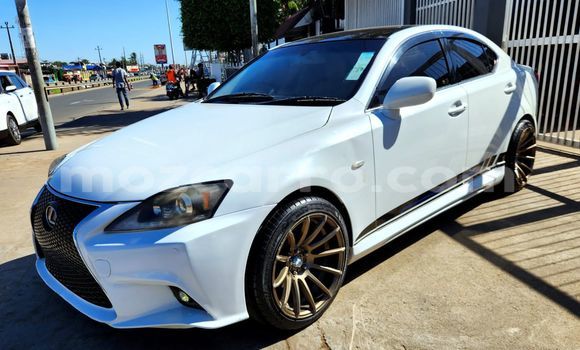 Tenga Tsaru Lexus IS Chena Mota in Maputo in Maputo Tenga Tsaru Lexus IS Chena Mota in Maputo in Maputo