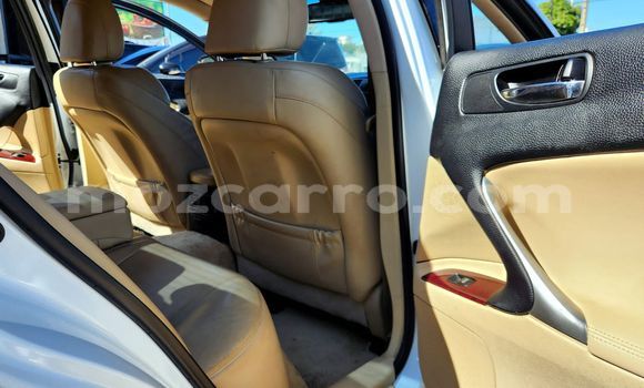 Buy Used Lexus IS White Car in Maputo in Maputo Buy Used Lexus IS White Car in Maputo in Maputo