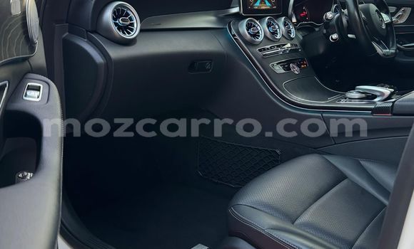 Nunua Ilio tumika Mercedes‒Benz C-klasse AMG Nyeupe Gari ndani ya Maputo nchini Maputo Nunua Ilio tumika Mercedes‒Benz C-klasse AMG Nyeupe Gari ndani ya Maputo nchini Maputo