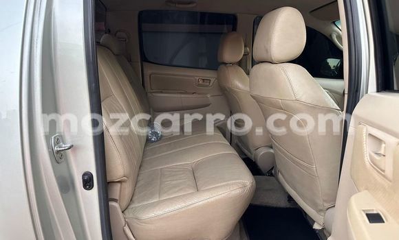 Nunua Mpya Toyota Hilux Nyingine Gari ndani ya Maputo nchini Maputo Nunua Mpya Toyota Hilux Nyingine Gari ndani ya Maputo nchini Maputo