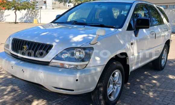 Buy Used Toyota Harrier White Car in Maputo in Maputo Buy Used Toyota Harrier White Car in Maputo in Maputo