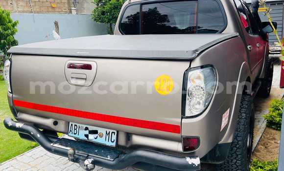 Tenga Tsaru Mitsubishi L200 Beige Mota in Maputo in Maputo Tenga Tsaru Mitsubishi L200 Beige Mota in Maputo in Maputo