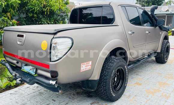 Tenga Tsaru Mitsubishi L200 Beige Mota in Maputo in Maputo Tenga Tsaru Mitsubishi L200 Beige Mota in Maputo in Maputo