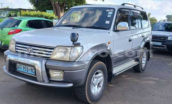 Comprar Usado Toyota Land Cruiser Prado De outros Carro em Maputo em Maputo