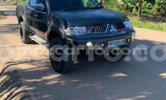 Comprar Usado Mitsubishi Triton Preto Carro em Maputo em Maputo Comprar Usado Mitsubishi Triton Preto Carro em Maputo em Maputo