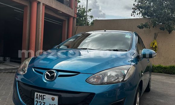 Comprar Usado Mazda Demio Azul Carro em Maputo em Maputo Comprar Usado Mazda Demio Azul Carro em Maputo em Maputo
