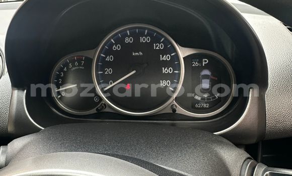 Comprar Usado Mazda Demio Azul Carro em Maputo em Maputo Comprar Usado Mazda Demio Azul Carro em Maputo em Maputo