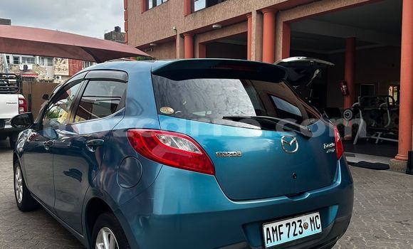 Comprar Usado Mazda Demio Azul Carro em Maputo em Maputo Comprar Usado Mazda Demio Azul Carro em Maputo em Maputo