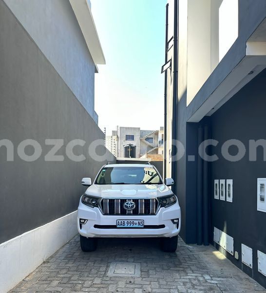 Big with watermark toyota land cruiser prado maputo maputo 22808